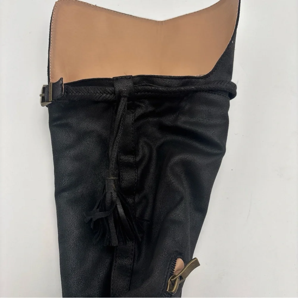 Elegant Black Wedge Boots‎